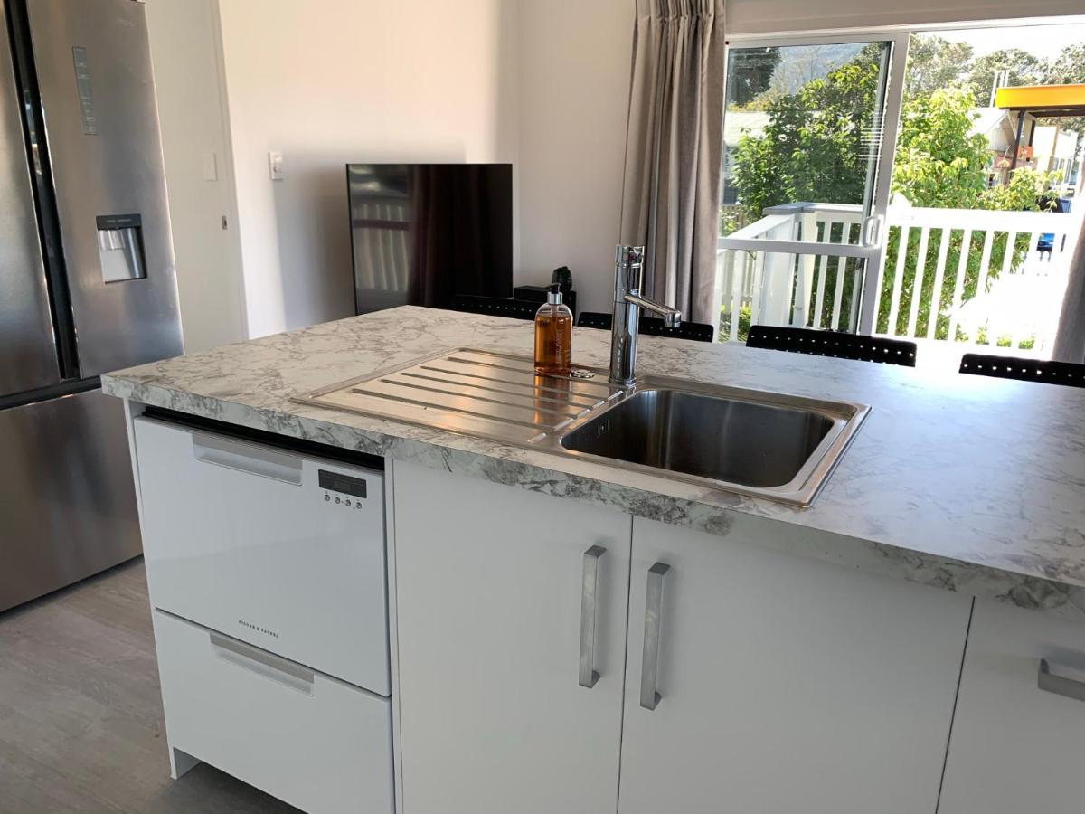 Coromandel Town Harbourside Cottage Luxury Accommodation Eksteriør bilde